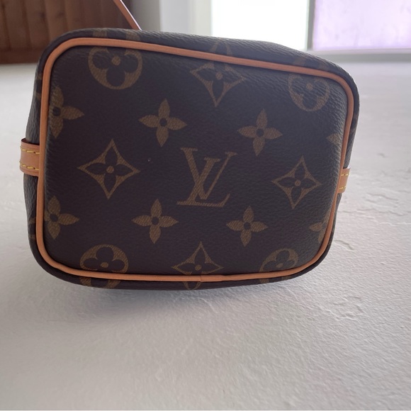 Louis Vuitton Nano Noe - Picture 10 of 14